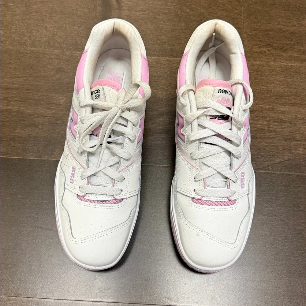 New Balance 550 Women's Bubblegum Pink and White Sneakers‎